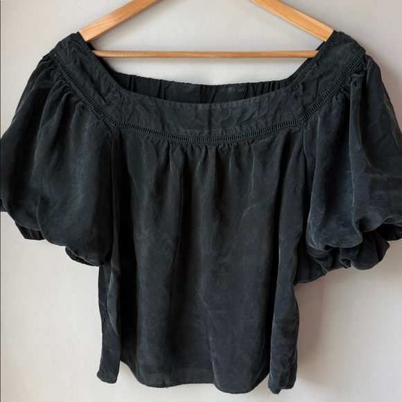 Top - Picture 7 of 11